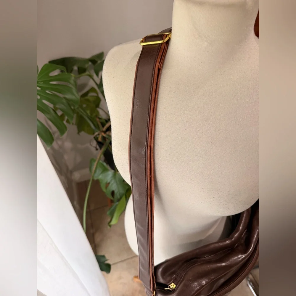 Fi-Hi Retro Speaker Shoulder Bag Built-In Amp & Speakers Brown Faux Leather Work